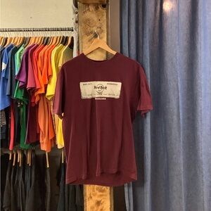 Vintage Hard Rock Cafe Barcelona Maroon Red Graphic T-Shirt